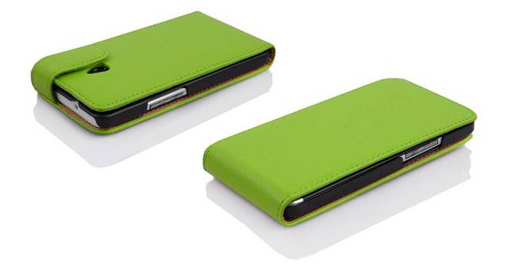 Cadorabo Schutzhülle für HTC ONE M8 MINI Hülle in Grün Flip Etui Handyhülle Case Cover Kunstleder