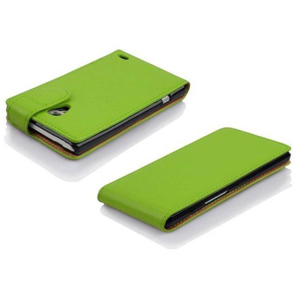 Cadorabo Schutzhülle für LG L70 (1. SIM) Hülle in Grün Flip Etui Handyhülle Case Cover Kunstleder
