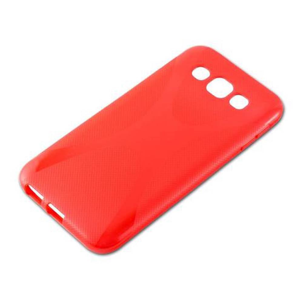 Cadorabo Handyhülle für Samsung Galaxy E5 in Rot Hülle Schutzhülle TPU Silikon Backcover Case