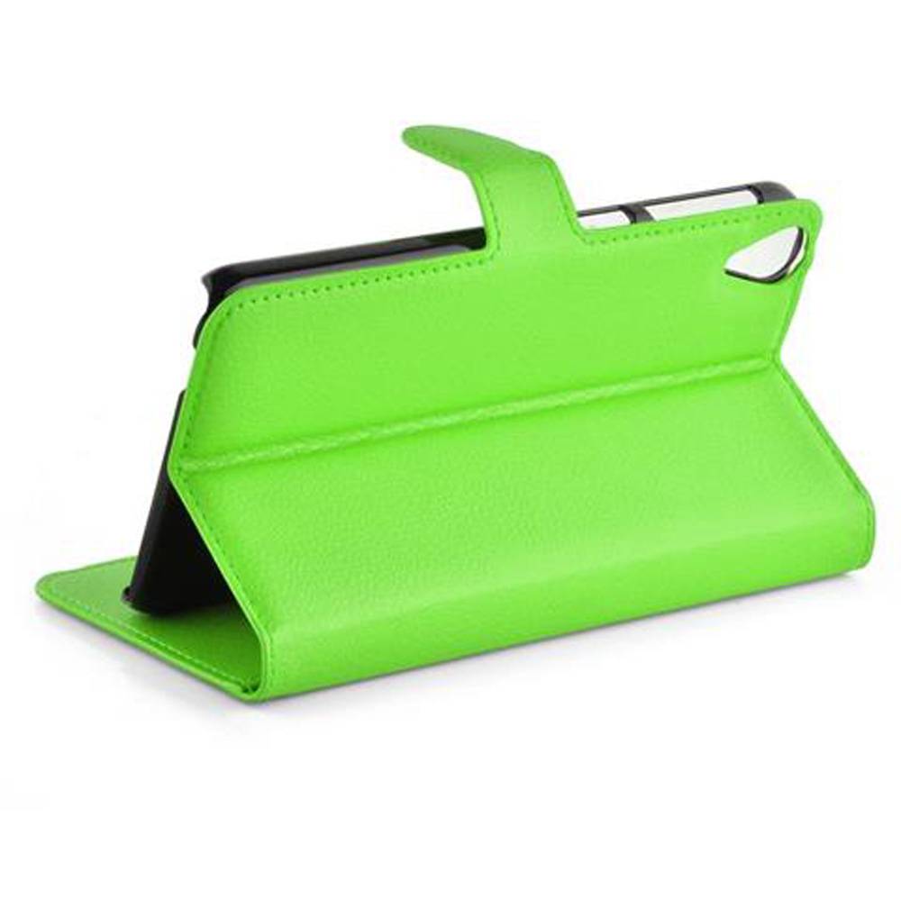 Cadorabo Hülle für HTC Desire 820 Schutz Hülle in Grün Handyhülle Etui Case Cover Magnetverschluss