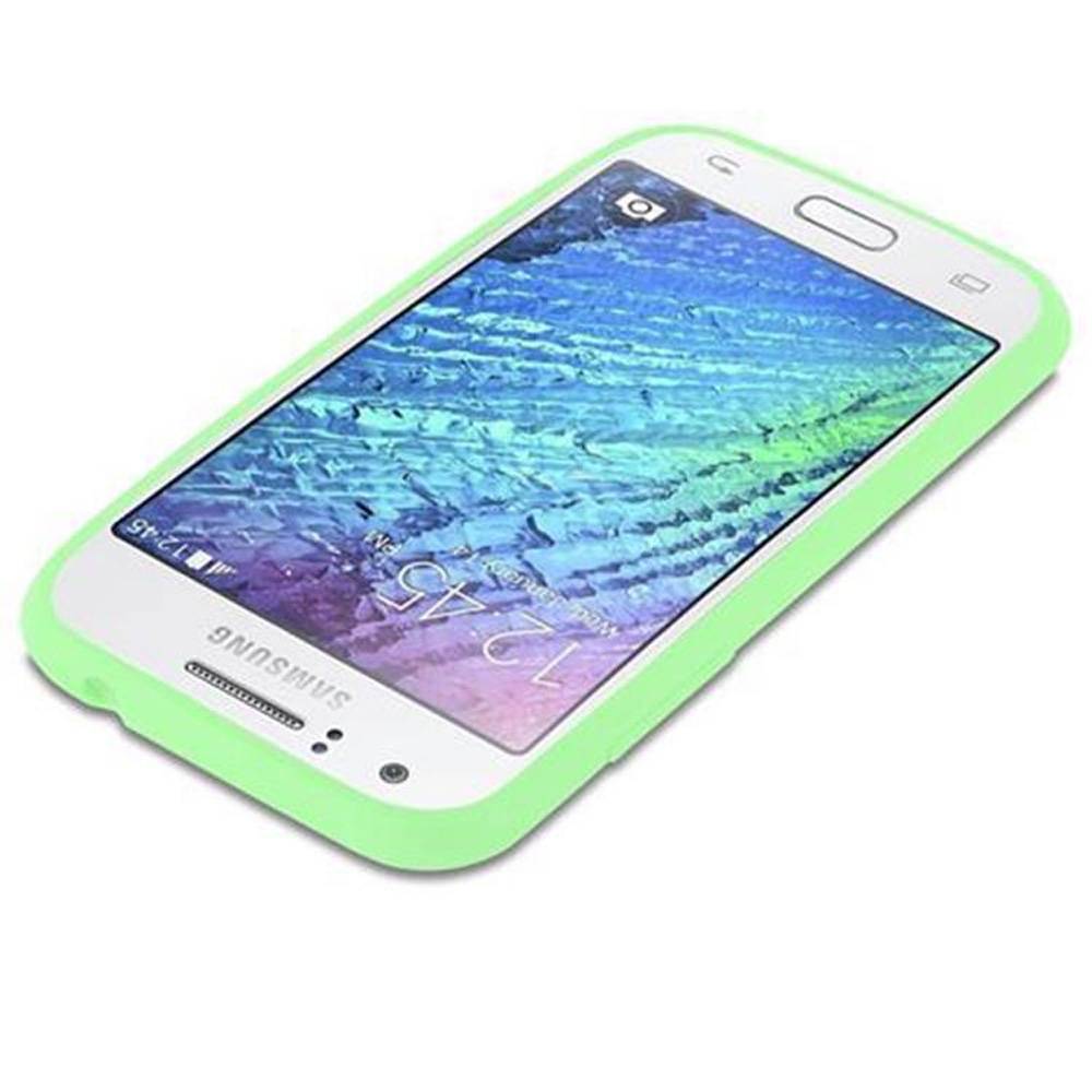 Cadorabo Hülle für Samsung Galaxy J1 2015 Schutzhülle in Grün Handyhülle TPU Silikon Etui Case Cover