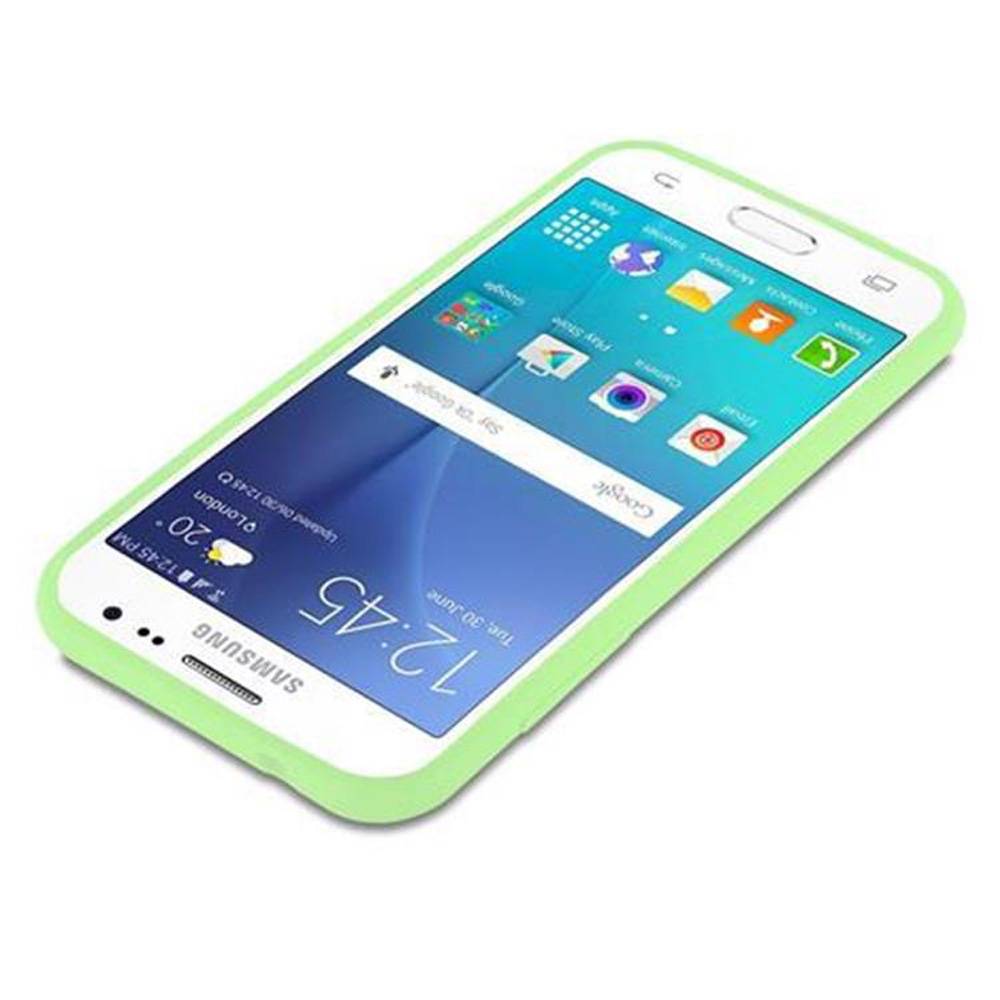 Cadorabo Hülle für Samsung Galaxy J2 2015 Schutzhülle in Grün Handyhülle TPU Silikon Etui Case Cover