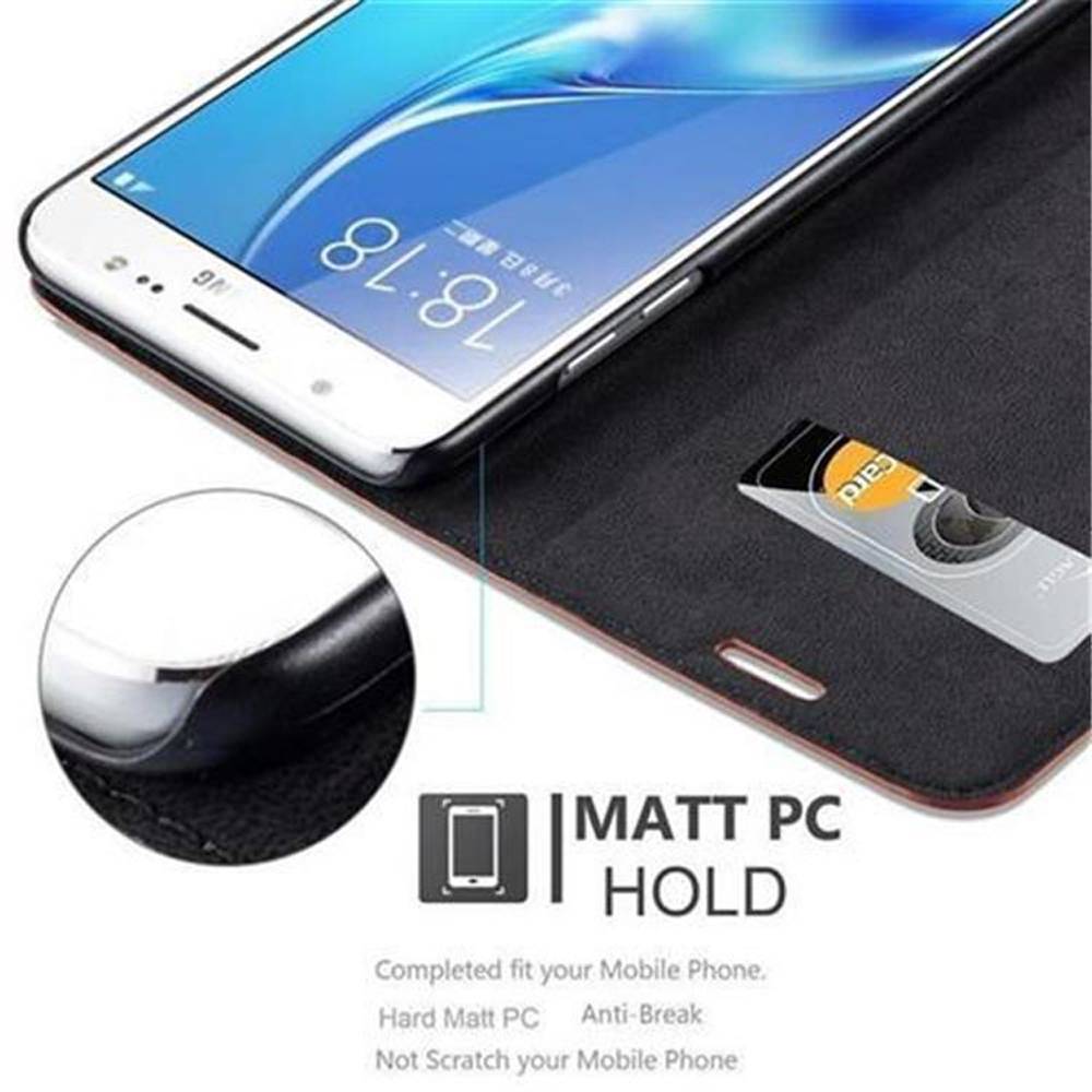Cadorabo Hülle für Samsung Galaxy J5 2015 Schutz Hülle in Braun Handyhülle Etui Case Cover Magnetverschluss