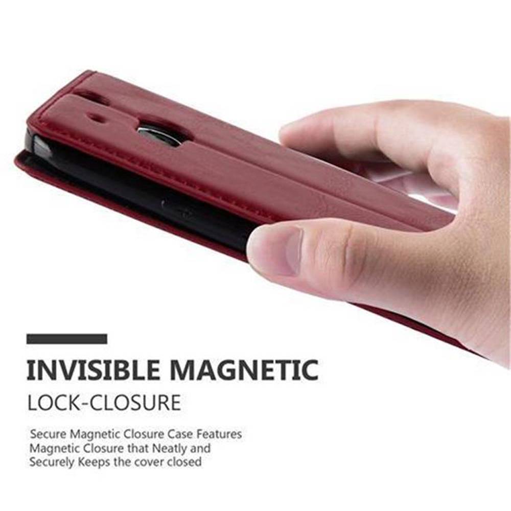 Cadorabo Hülle für HTC ONE M8 Schutz Hülle in Rot Handyhülle Etui Case Cover Magnetverschluss