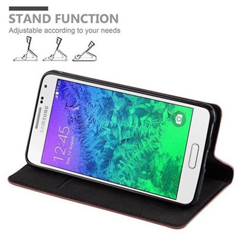 Cadorabo Hülle für Samsung Galaxy ALPHA Schutz Hülle in Braun Handyhülle Etui Case Cover Magnetverschluss