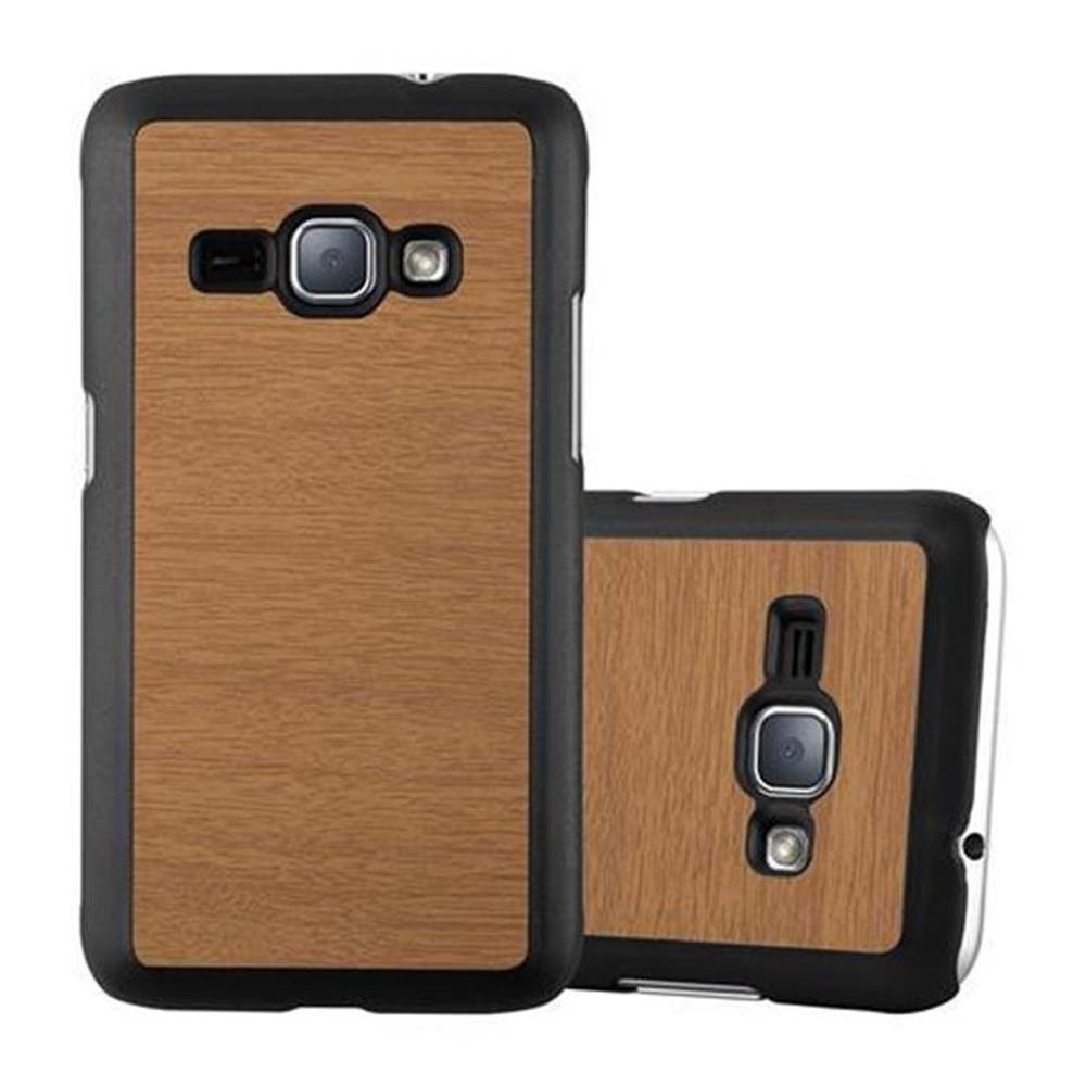 Cadorabo Hülle für Samsung Galaxy J1 2016 Schutz Hülle in Braun Hard Case Etui Holz Optik Handyhülle