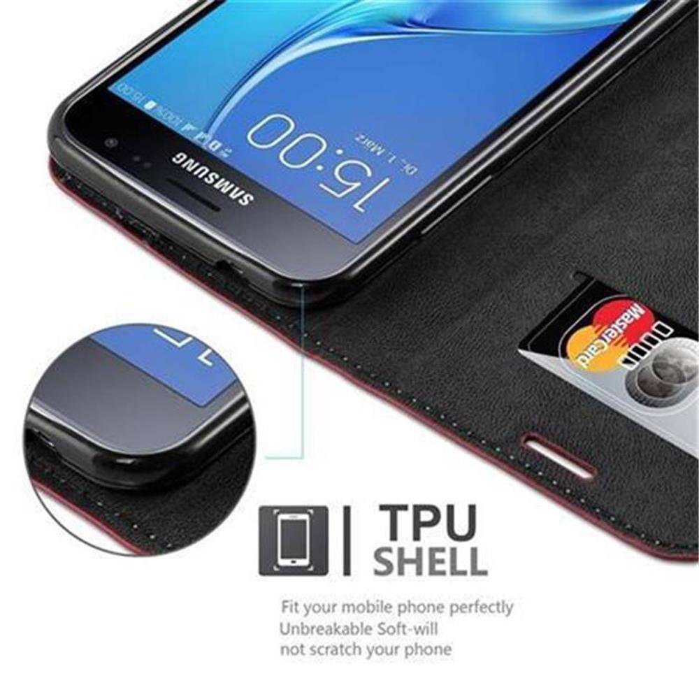 Cadorabo Hülle für Samsung Galaxy J3 2016 Schutz Hülle in Rot Handyhülle Etui Case Cover Magnetverschluss
