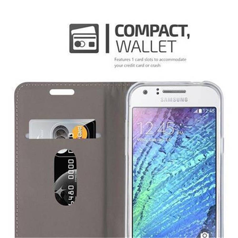 Cadorabo Hülle für Samsung Galaxy J1 2015 Schutzhülle in Grau Handy Hülle Etui Book Case Cover