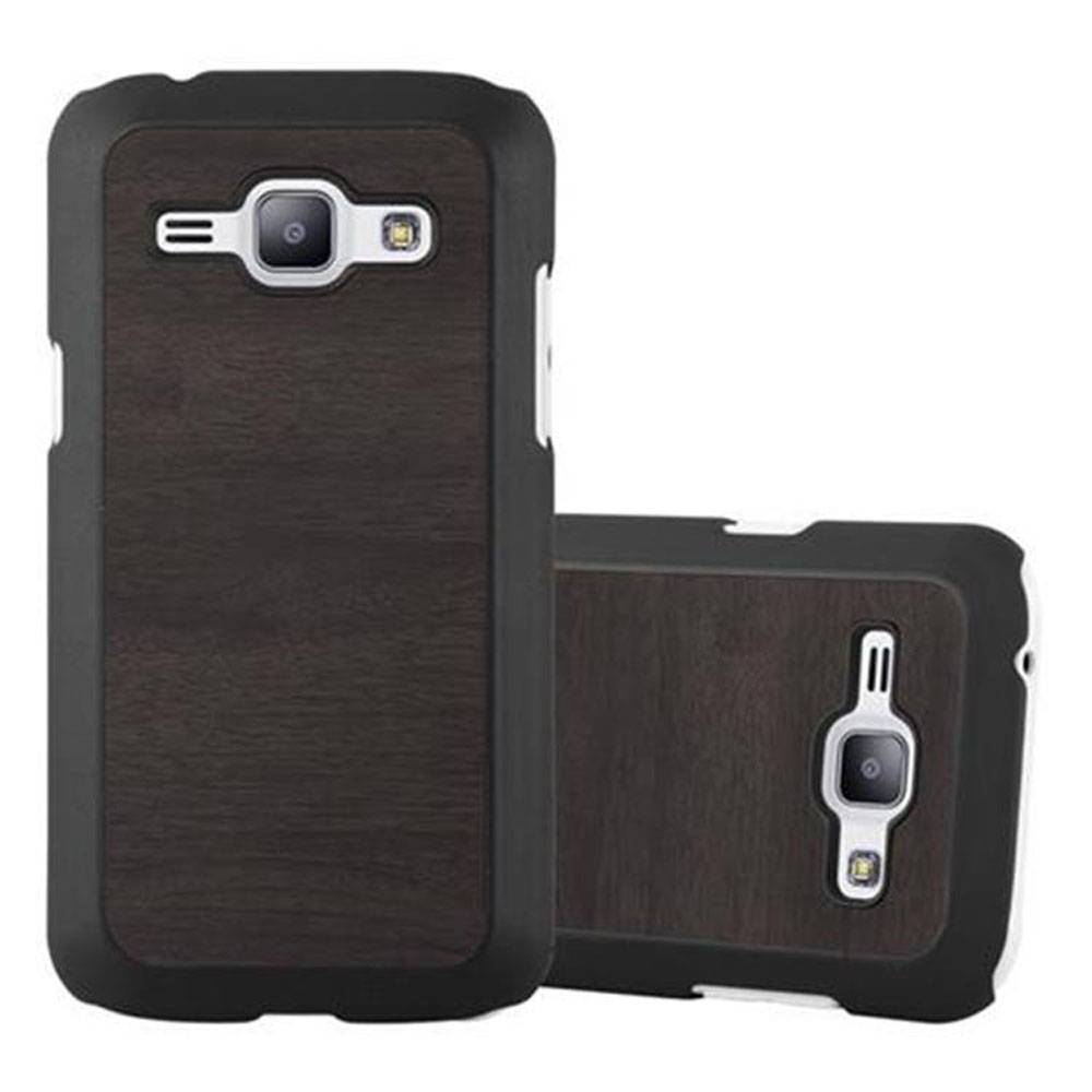 Cadorabo Hülle für Samsung Galaxy J1 2015 Schutz Hülle in Schwarz Hard Case Etui Holz Optik Handyhülle
