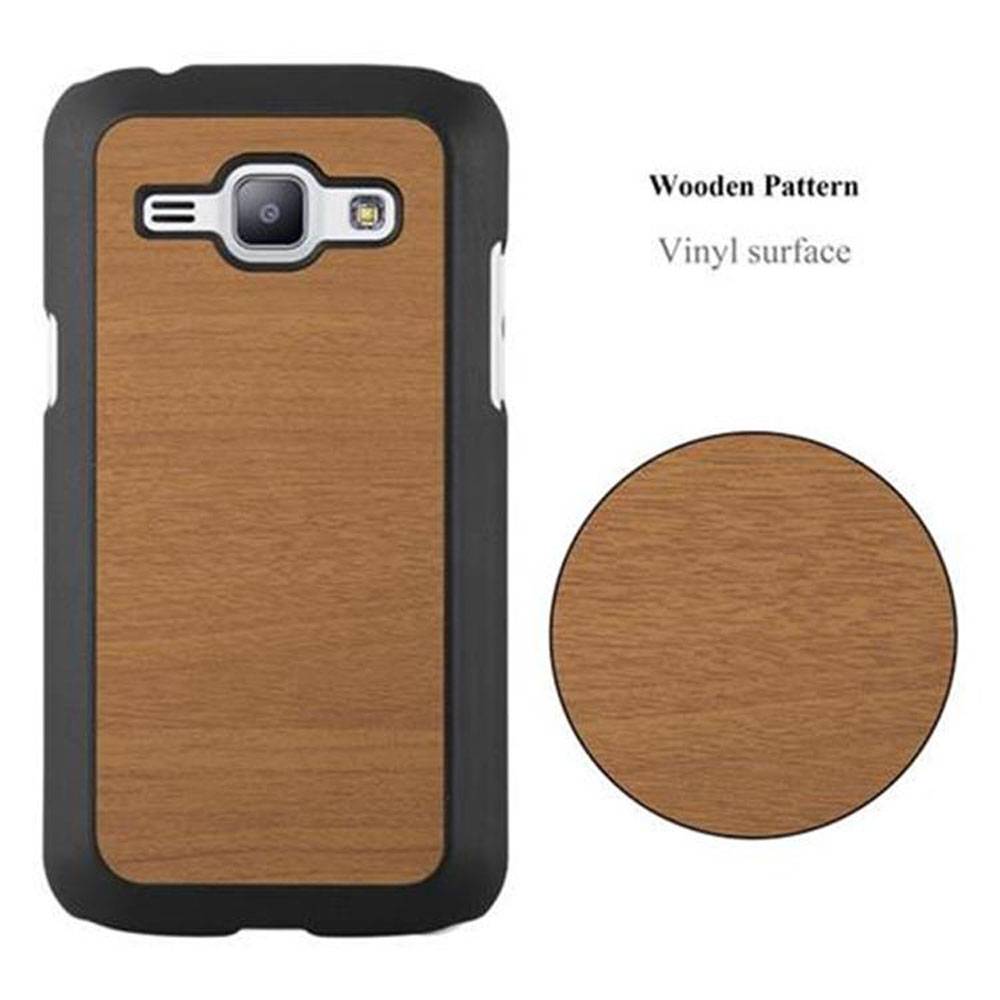 Cadorabo Hülle für Samsung Galaxy J1 2015 Schutz Hülle in Braun Hard Case Etui Holz Optik Handyhülle