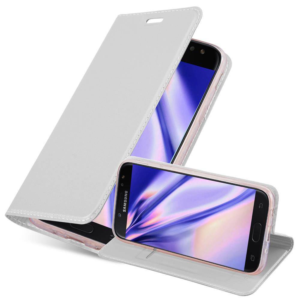 Cadorabo Handyhülle für Samsung Galaxy J3 2017 Schutz Hülle in Silber Cover Etui Book Case Booklet