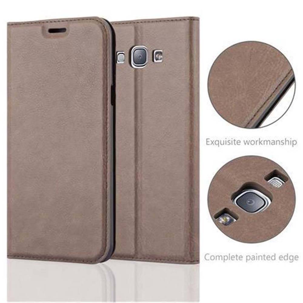 Cadorabo Hülle für Samsung Galaxy A8 2015 Schutz Hülle in Braun Handyhülle Etui Case Cover Magnetverschluss