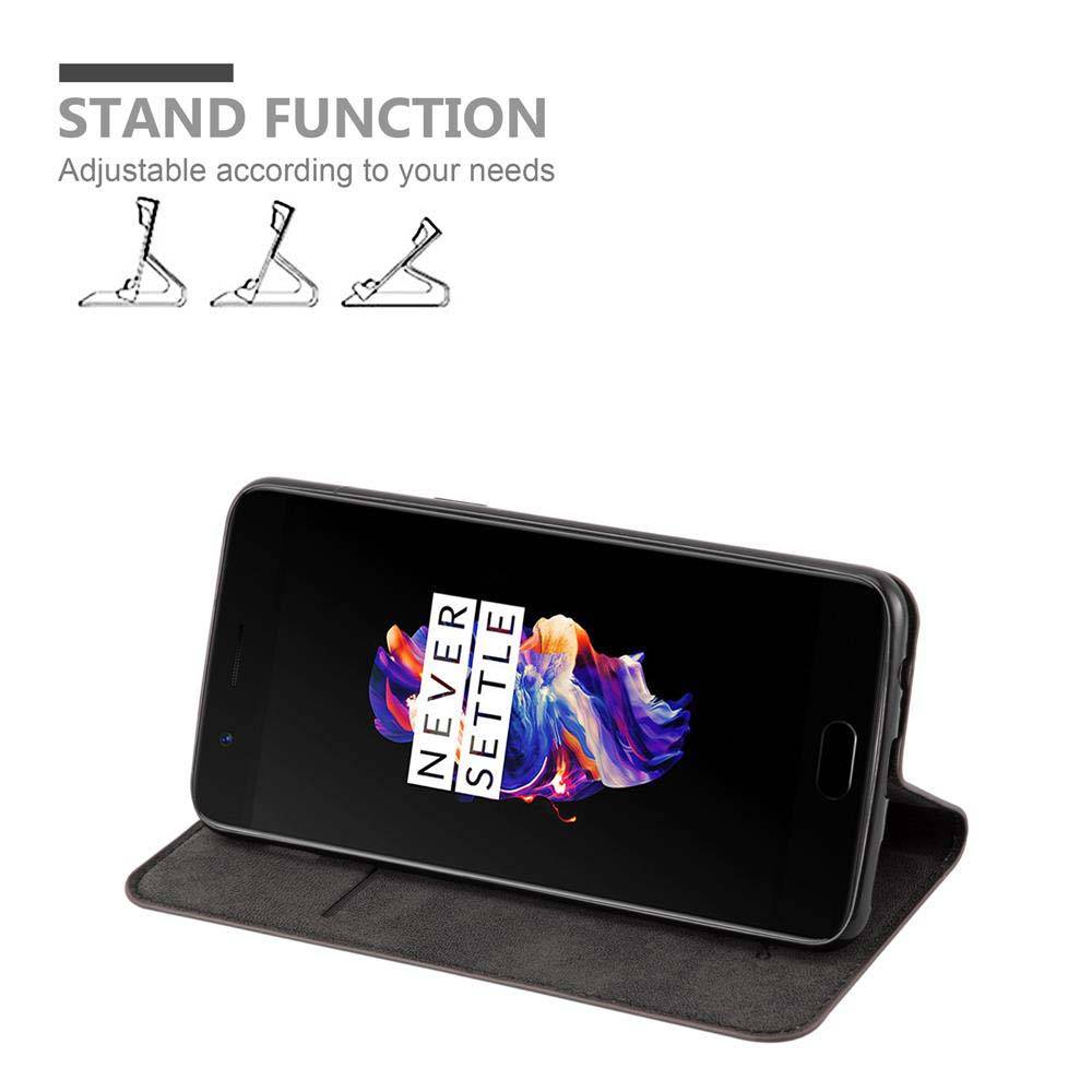 Cadorabo Hülle für OnePlus 5 Schutz Hülle in Braun Handyhülle Etui Case Cover Magnetverschluss