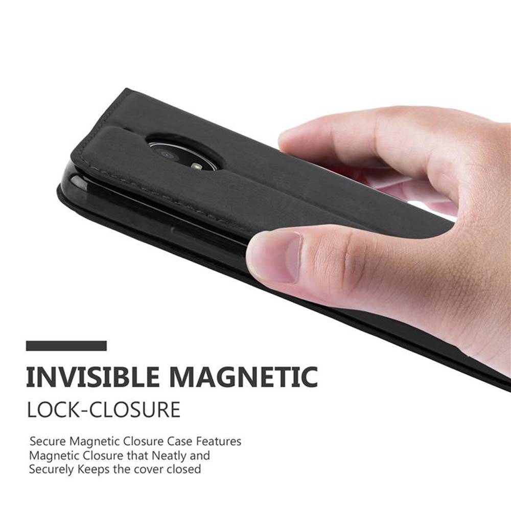 Cadorabo Hülle für Motorola MOTO E4 Schutz Hülle in Schwarz Handyhülle Etui Case Cover Magnetverschluss