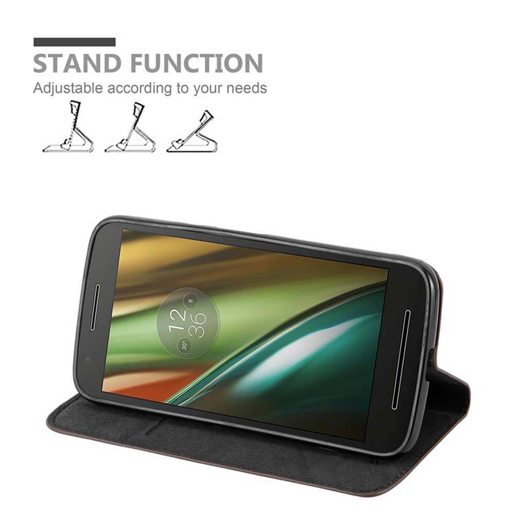 Cadorabo Hülle für Motorola MOTO E3 Schutz Hülle in Braun Handyhülle Etui Case Cover Magnetverschluss