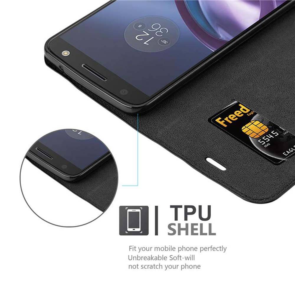Cadorabo Hülle für Motorola MOTO Z2 Schutz Hülle in Schwarz Handyhülle Etui Case Cover Magnetverschluss