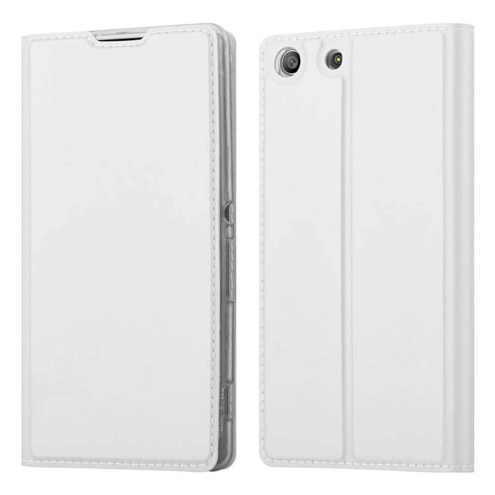 Cadorabo Handyhülle für Sony Xperia M5 Schutz Hülle in Silber Cover Etui Book Case Booklet