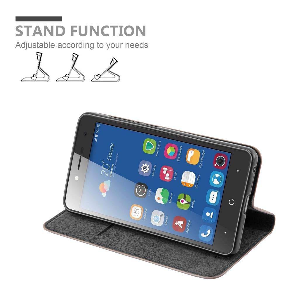 Cadorabo Hülle für ZTE Blade L7 Schutz Hülle in Braun Handyhülle Etui Case Cover Magnetverschluss
