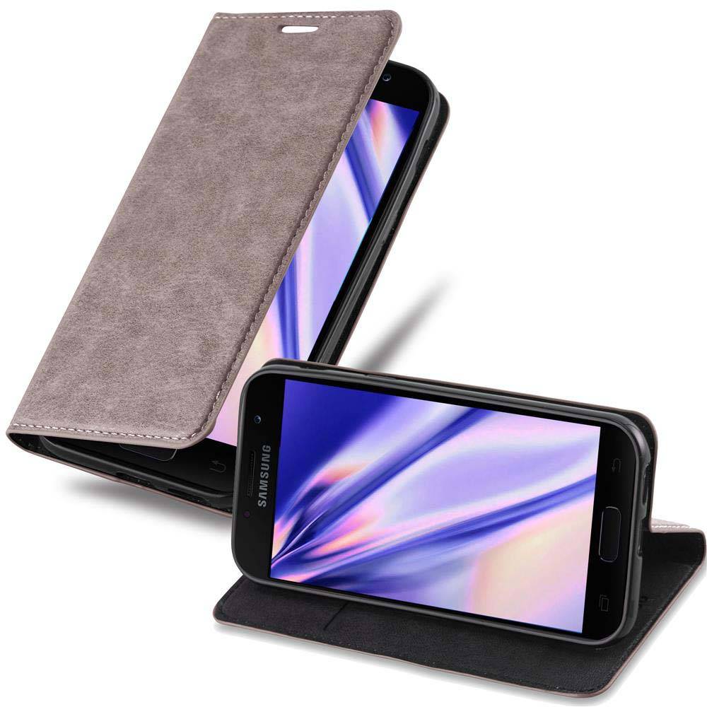 Cadorabo Hülle für Samsung Galaxy A7 2017 Schutz Hülle in Braun Handyhülle Etui Case Cover Magnetverschluss