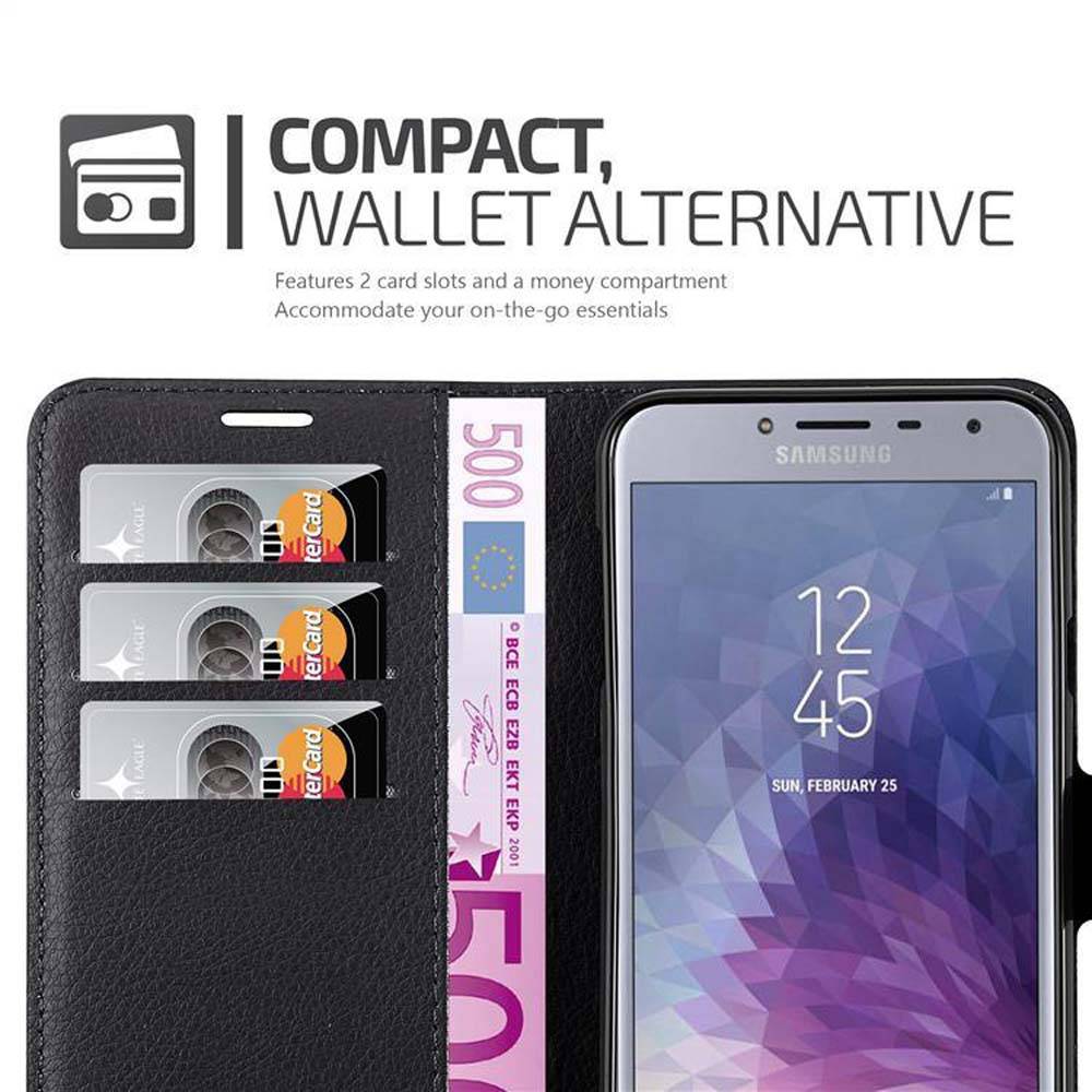Cadorabo Hülle für Samsung Galaxy J4 2018 Schutz Hülle in Schwarz Handyhülle Etui Case Cover Magnetverschluss