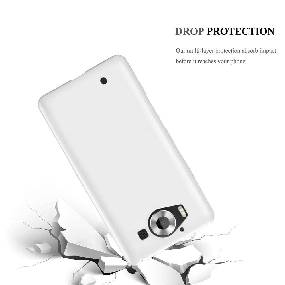 Cadorabo Schutzhülle für Nokia Lumia 950 Hülle in Silber Handyhülle TPU Silikon Etui Cover Case