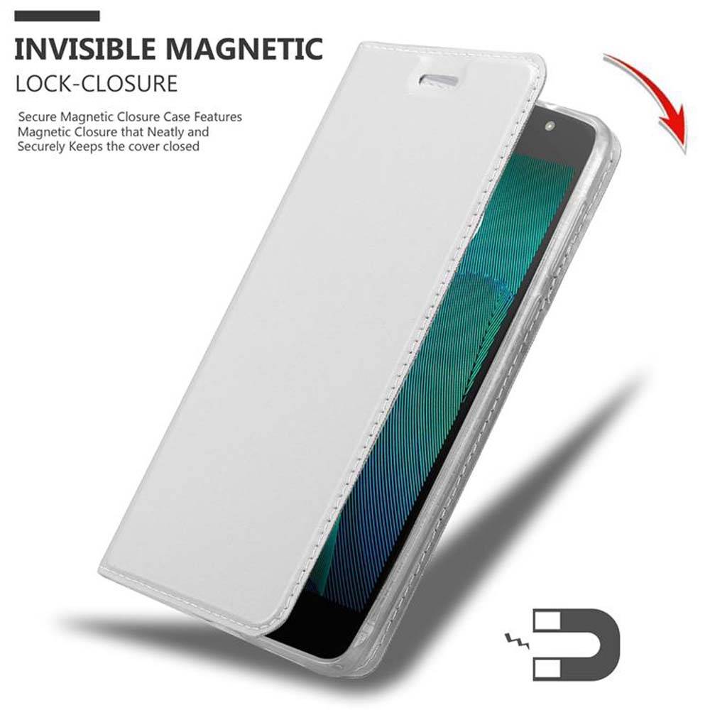 Cadorabo Handyhülle für Motorola MOTO G5S Schutz Hülle in Silber Cover Etui Book Case Booklet