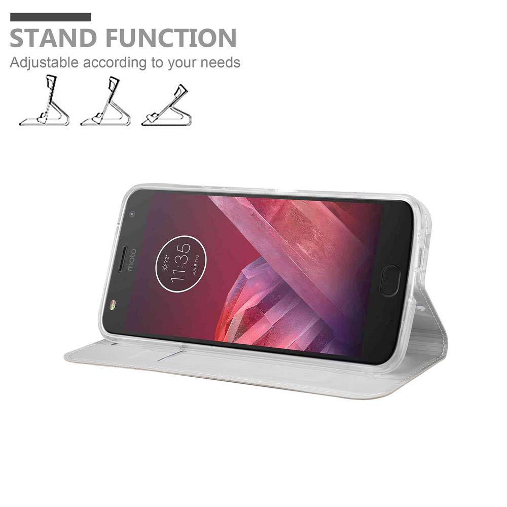 Cadorabo Handyhülle für Motorola MOTO Z2 PLAY / Z2 FORCE Schutz Hülle in Silber Cover Etui Book Case Booklet