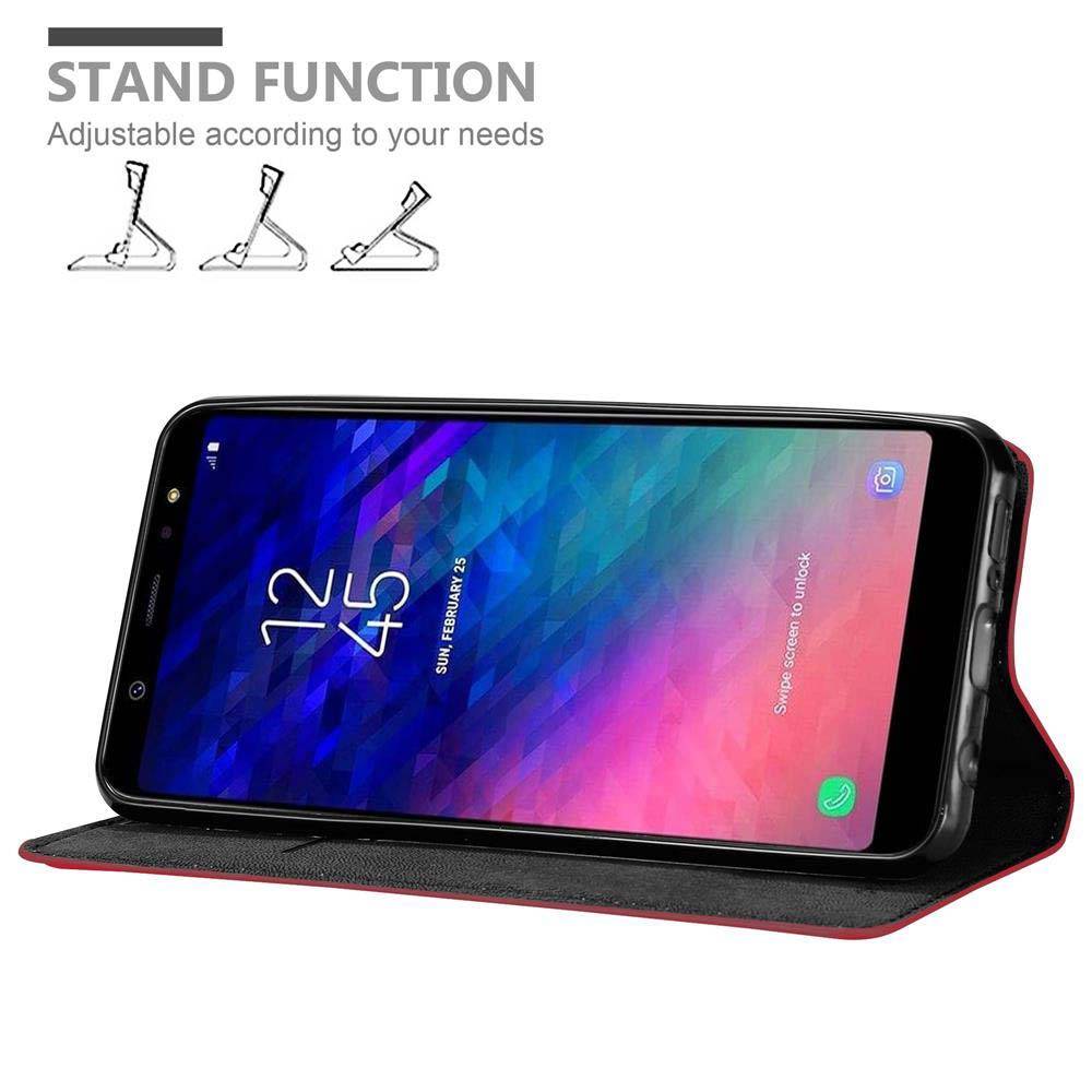 Cadorabo Hülle für Samsung Galaxy A6 PLUS 2018 Schutz Hülle in Rot Handyhülle Etui Case Cover Magnetverschluss