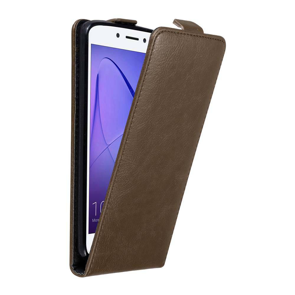 Cadorabo Hülle für Honor 6A Schutz Hülle in Braun Flip Etui Handyhülle Case Cover