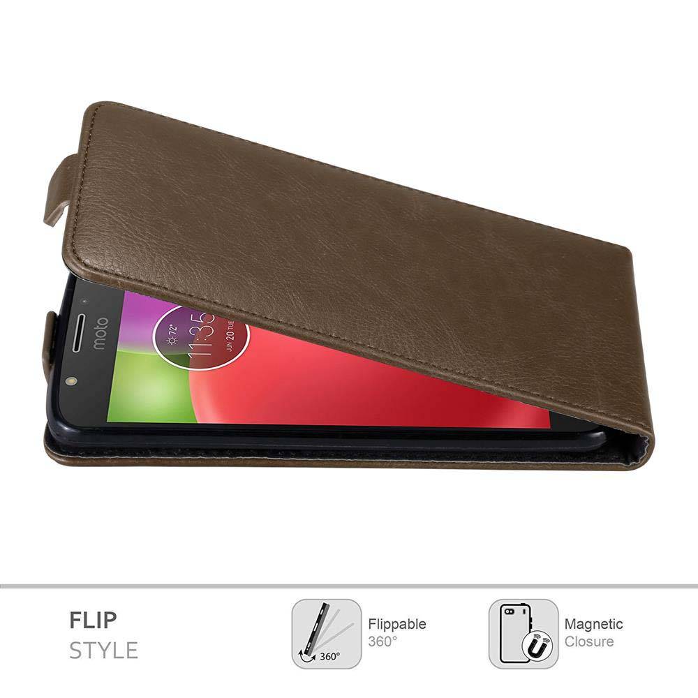 Cadorabo Hülle für Motorola MOTO E4 Schutz Hülle in Braun Flip Etui Handyhülle Case Cover