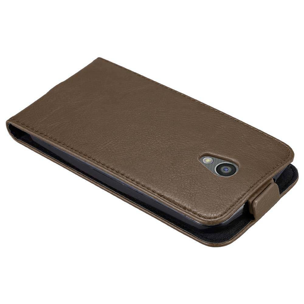 Cadorabo Hülle für Motorola MOTO G2 Schutz Hülle in Braun Flip Etui Handyhülle Case Cover
