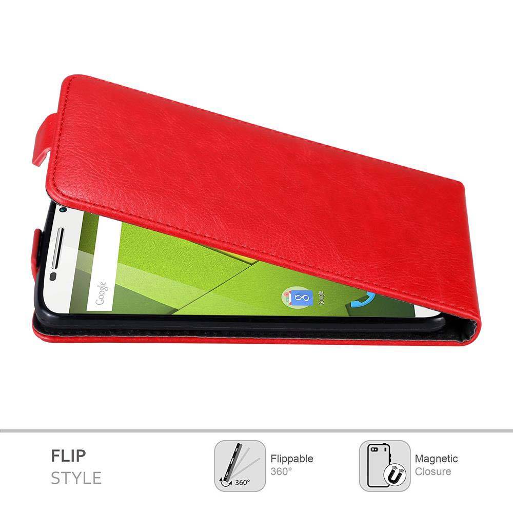 Cadorabo Hülle für Motorola MOTO X PLAY Schutz Hülle in Rot Flip Etui Handyhülle Case Cover
