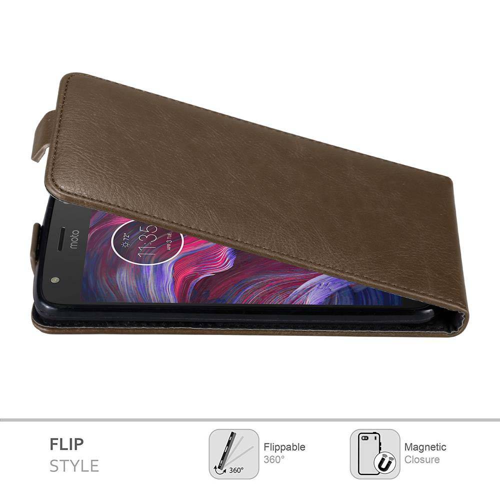 Cadorabo Hülle für Motorola MOTO X4 Schutz Hülle in Braun Flip Etui Handyhülle Case Cover