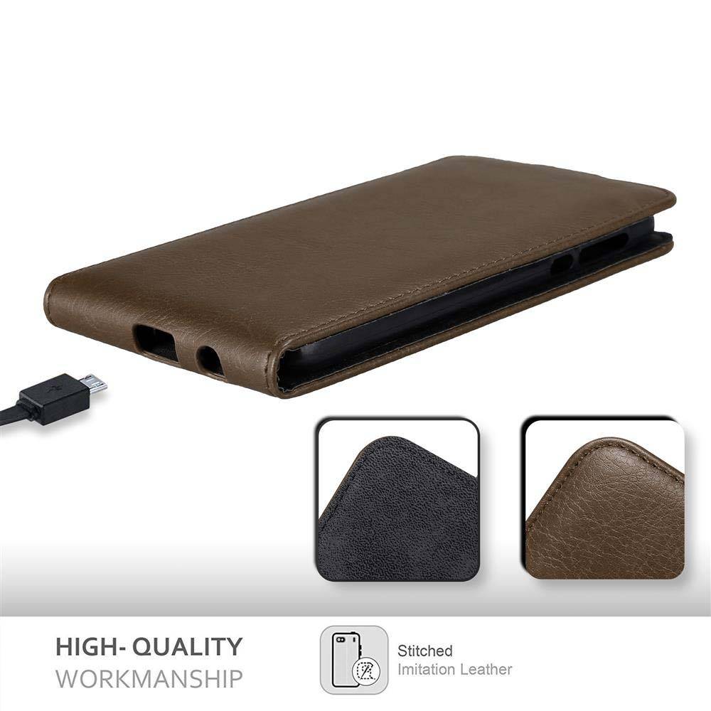 Cadorabo Hülle für Motorola MOTO Z PLAY Schutz Hülle in Braun Flip Etui Handyhülle Case Cover