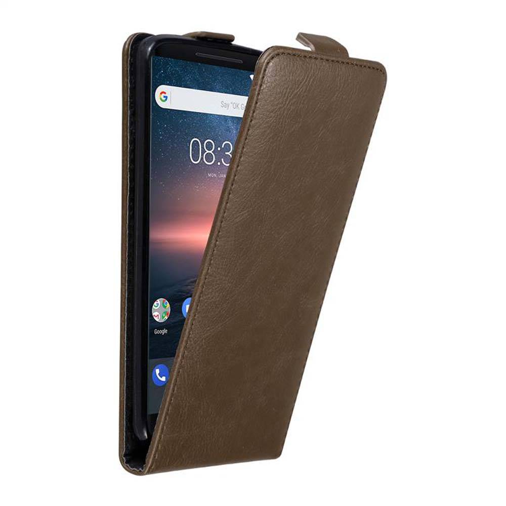 Cadorabo Hülle für Nokia 8 Sirocco Schutz Hülle in Braun Flip Etui Handyhülle Case Cover