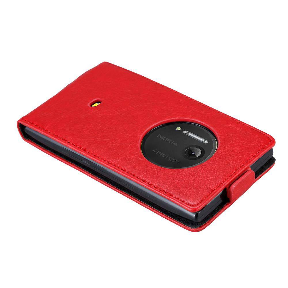 Cadorabo Hülle für Nokia Lumia 1020 Schutz Hülle in Rot Flip Etui Handyhülle Case Cover
