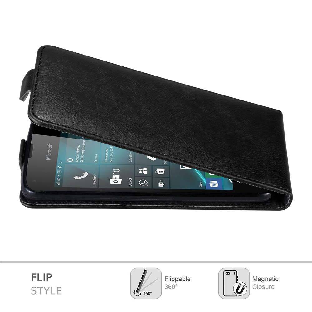 Cadorabo Hülle für Nokia Lumia 550 Schutz Hülle in Schwarz Flip Etui Handyhülle Case Cover