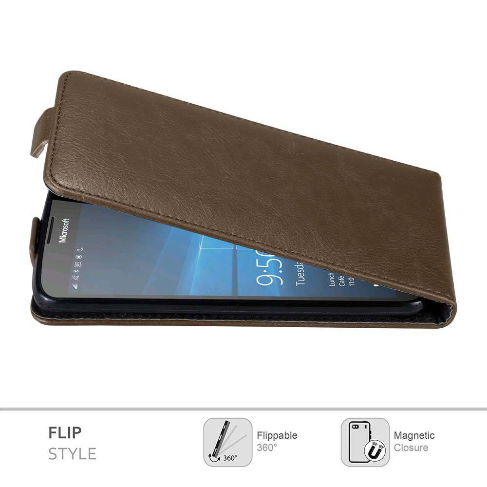 Cadorabo Hülle für Nokia Lumia 950 XL Schutz Hülle in Braun Flip Etui Handyhülle Case Cover