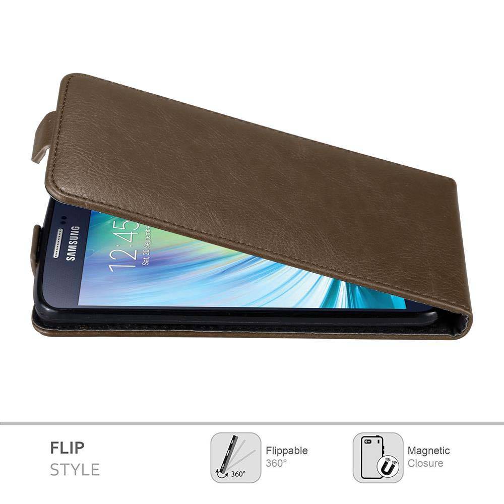 Cadorabo Hülle für Samsung Galaxy A5 2015 Schutz Hülle in Braun Flip Etui Handyhülle Case Cover