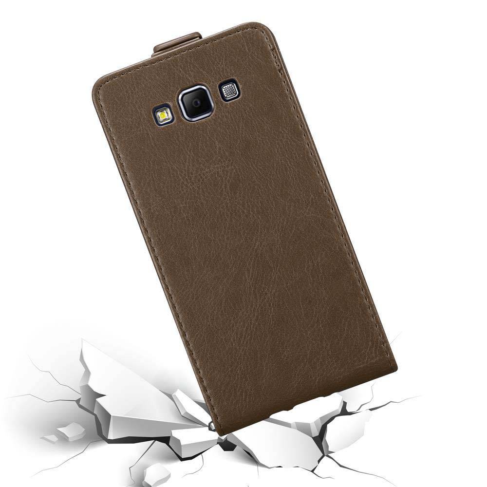 Cadorabo Hülle für Samsung Galaxy A7 2015 Schutz Hülle in Braun Flip Etui Handyhülle Case Cover