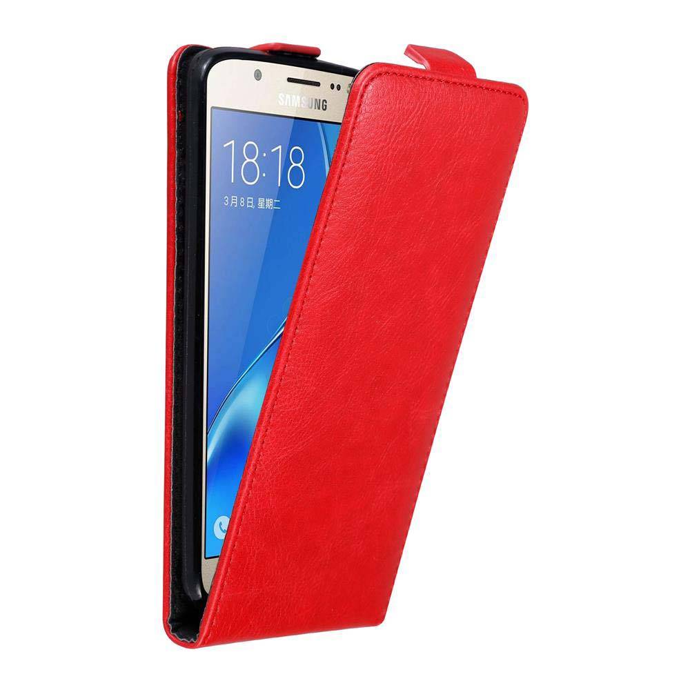 Cadorabo Hülle für Samsung Galaxy J7 2016 Schutz Hülle in Rot Flip Etui Handyhülle Case Cover