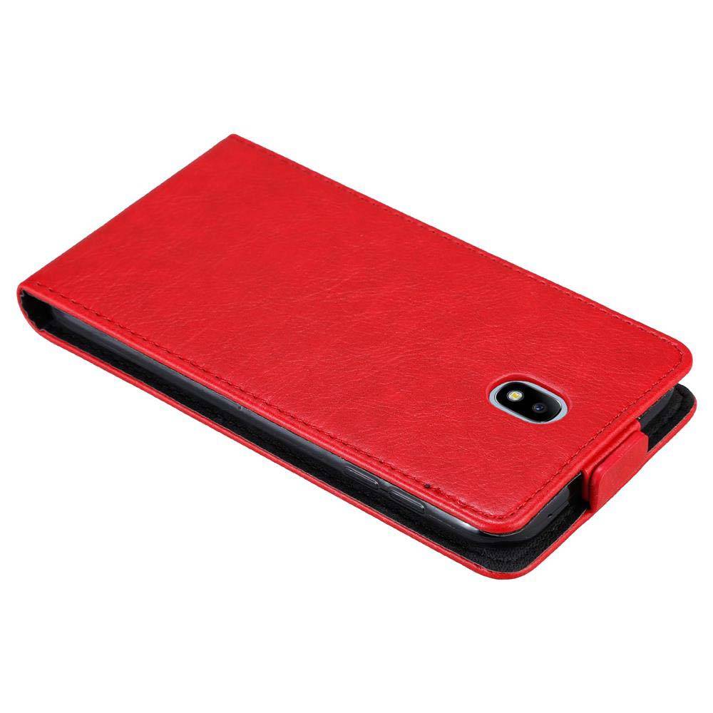 Cadorabo Hülle für Samsung Galaxy J7 2017 Schutz Hülle in Rot Flip Etui Handyhülle Case Cover