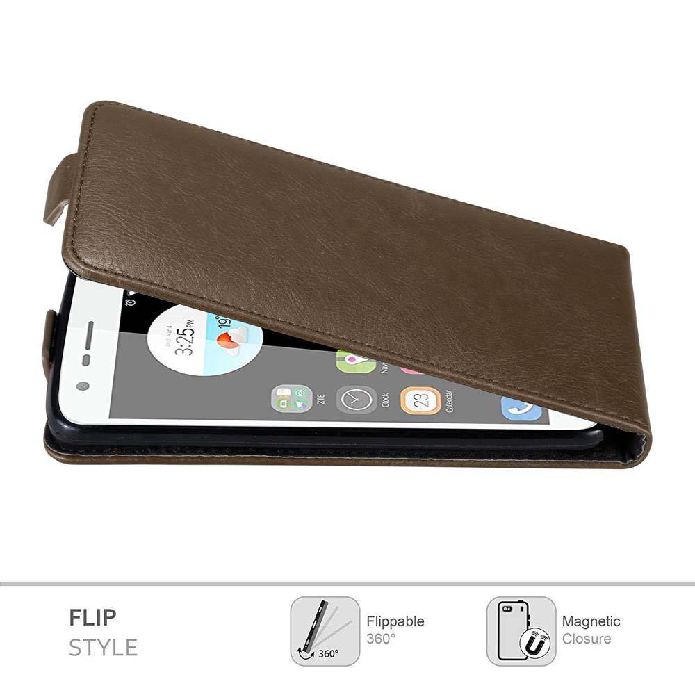 Cadorabo Hülle für ZTE Blade V8 MINI Schutz Hülle in Braun Flip Etui Handyhülle Case Cover