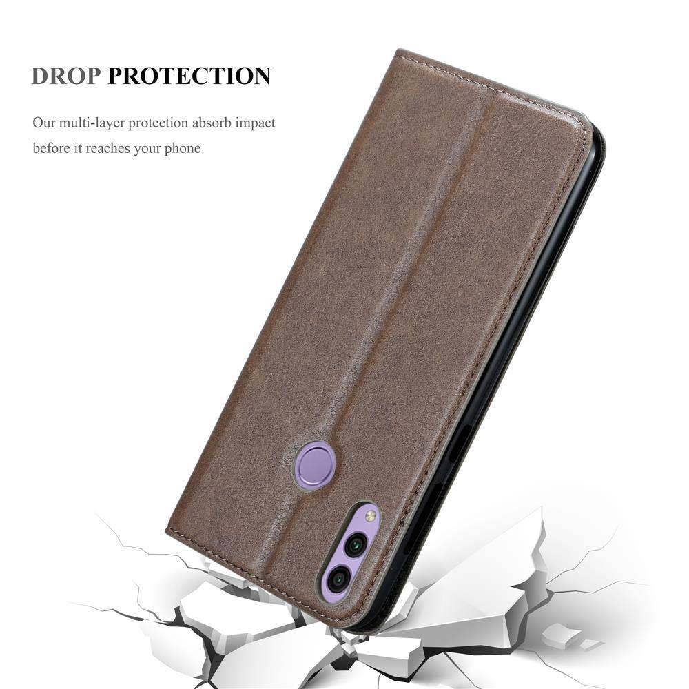 Cadorabo Hülle für Honor 8C Schutz Hülle in Braun Handyhülle Etui Case Cover Magnetverschluss
