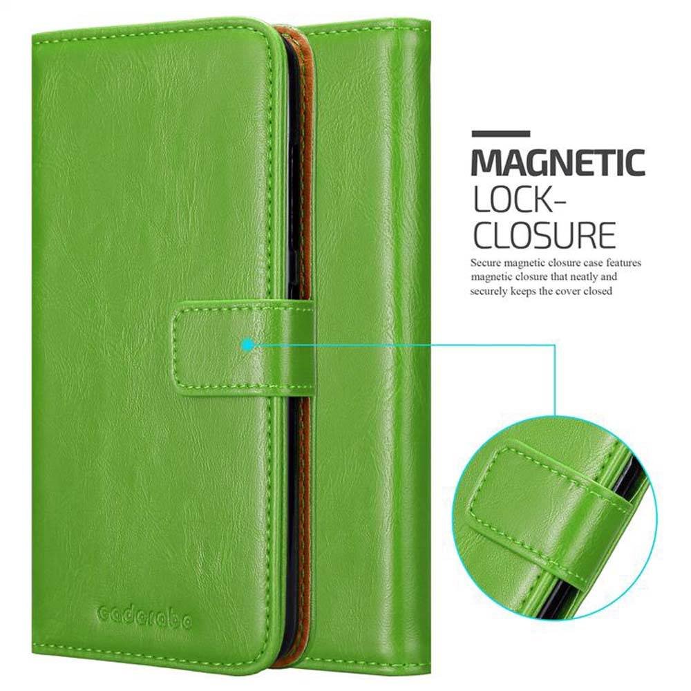 Cadorabo Hülle für HTC Desire 10 PRO Schutzhülle in Grün Handyhülle Book Tasche Case Etui Luxury