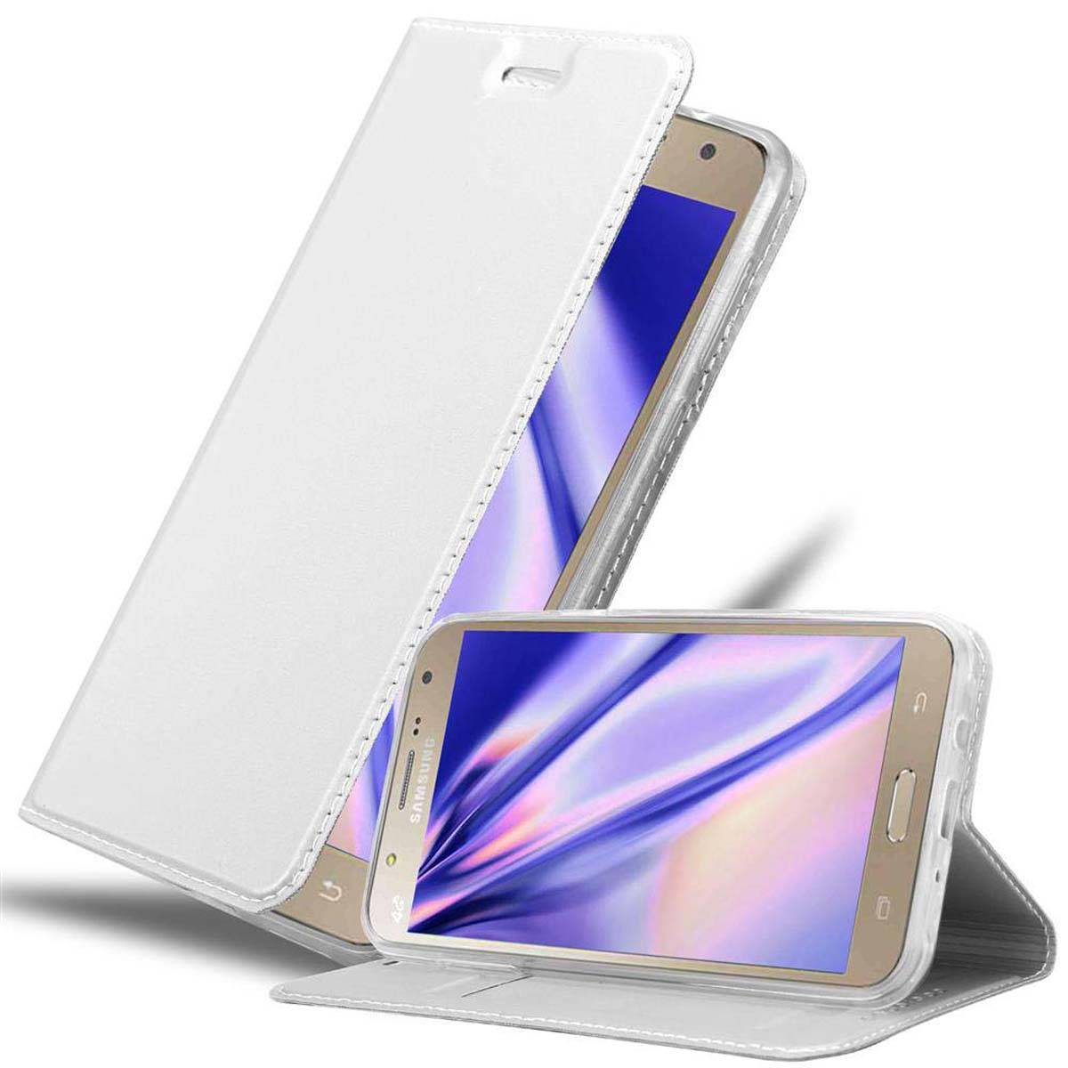 Cadorabo Handyhülle für Samsung Galaxy J7 2015 Schutz Hülle in Silber Cover Etui Book Case Booklet