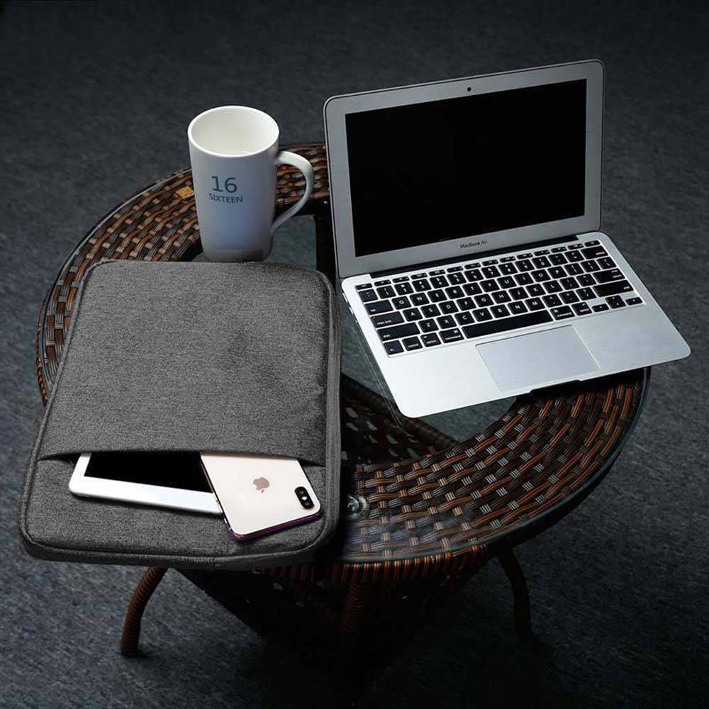 Cadorabo Laptop / Tablet Schutz Tasche 14 Zoll in DUNKEL GRAU - Notebook Computer Tasche aus Stoff mit Samt-Innenfutter