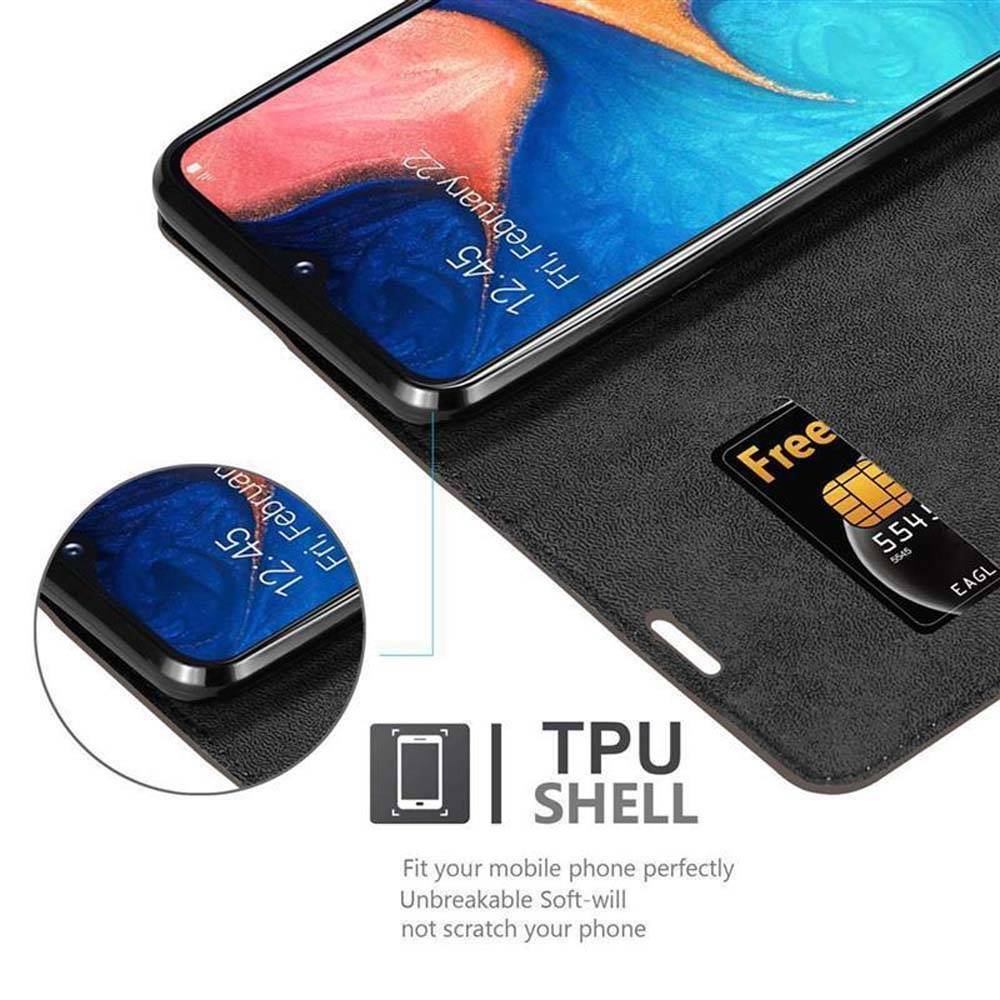 Cadorabo Hülle für Samsung Galaxy A10e / A20e Schutz Hülle in Braun Handyhülle Etui Case Cover Magnetverschluss