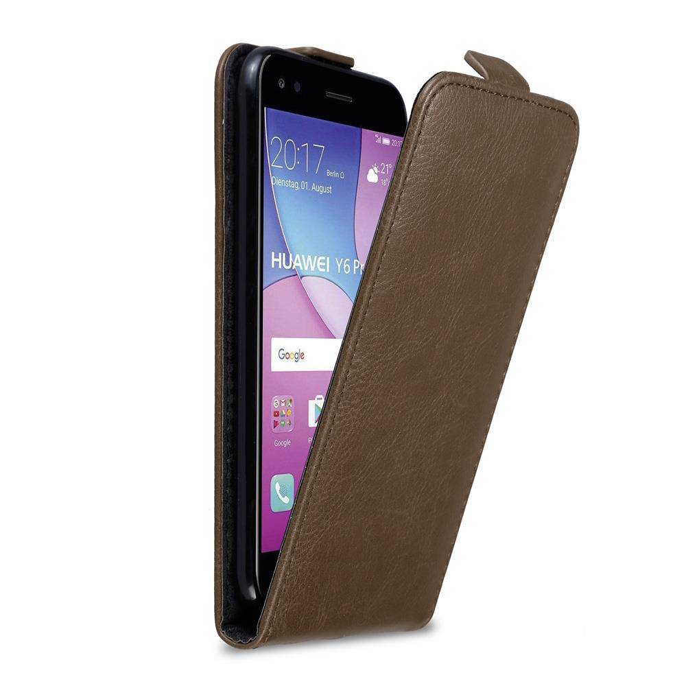 Cadorabo Hülle für Huawei Y6 PRO 2017 Schutz Hülle in Braun Flip Etui Handyhülle Case Cover