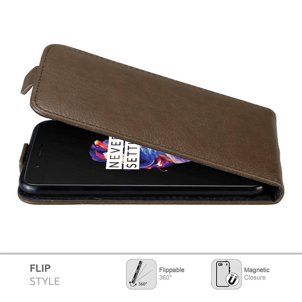 Cadorabo Hülle für OnePlus 5 Schutz Hülle in Braun Flip Etui Handyhülle Case Cover